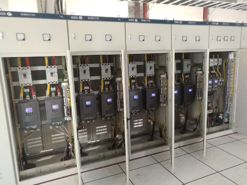 破碎機控制柜